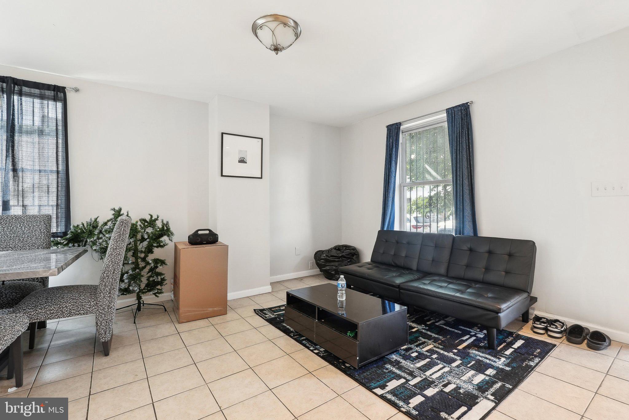 HARROWGATE - Residential