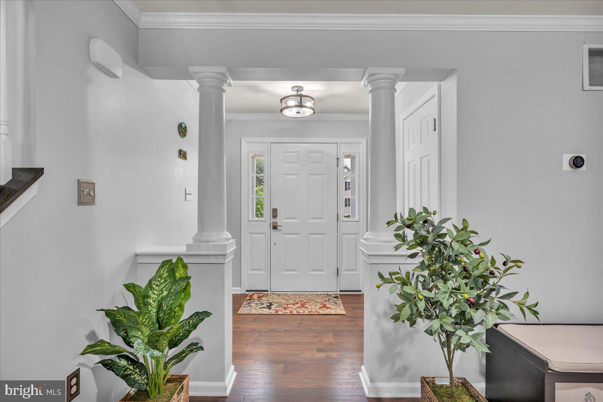 6 HEDWIG COURT
