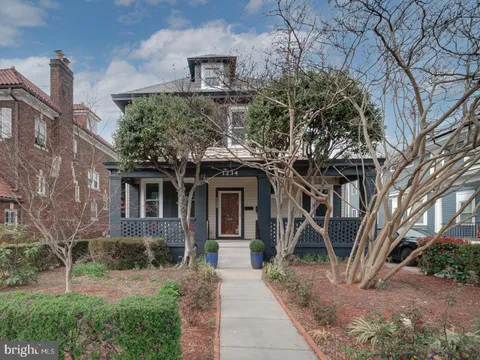 MLS: DCDC2194100