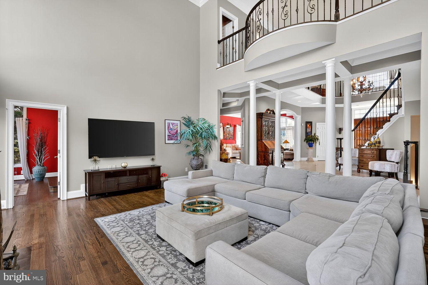 POTOMAC CHASE - Residential