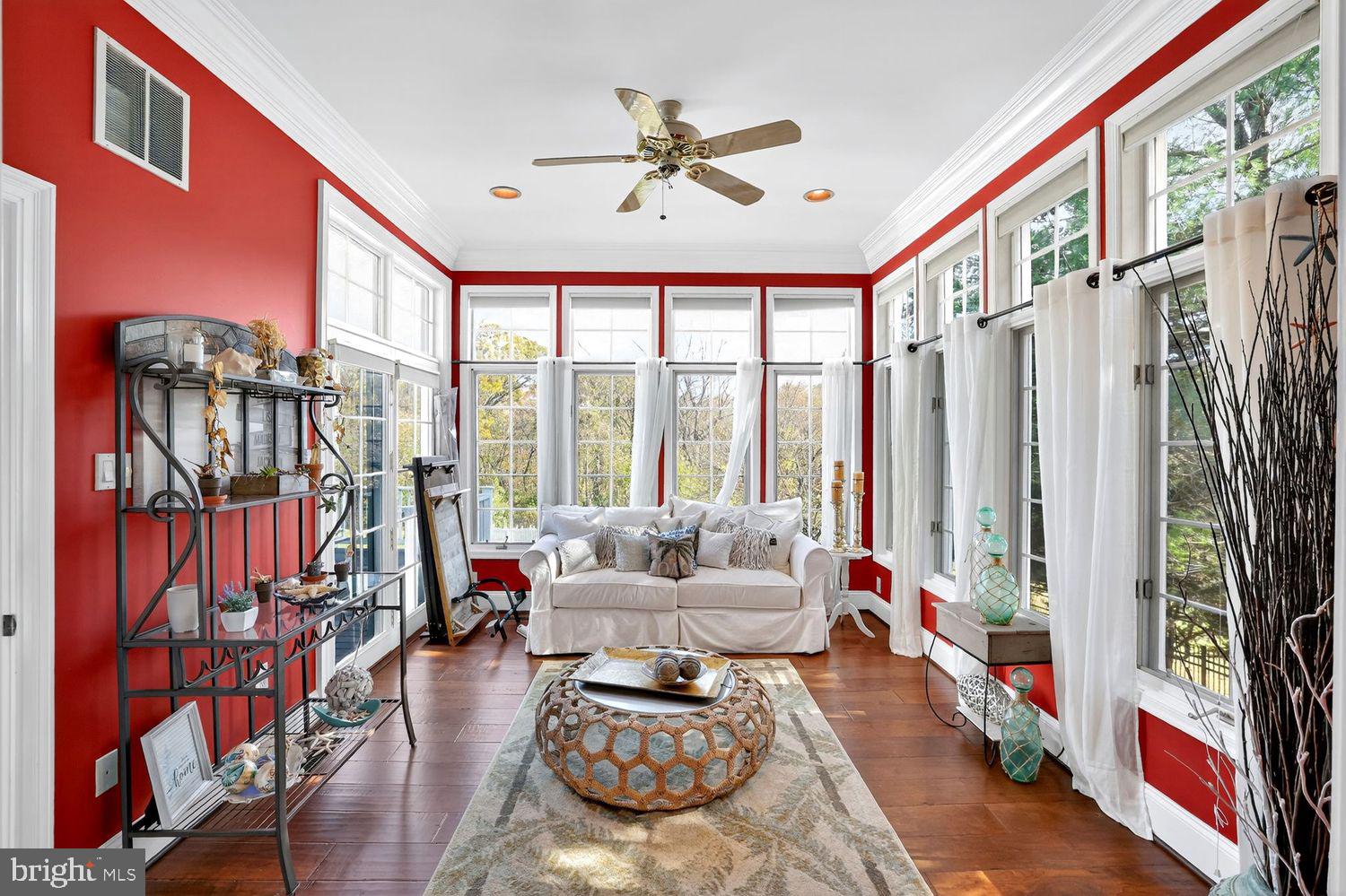 POTOMAC CHASE - Residential