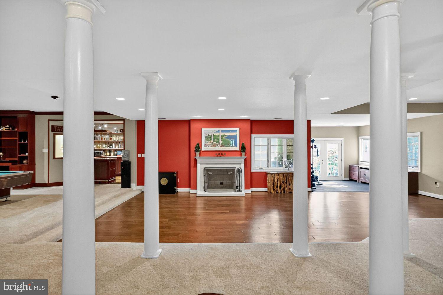 POTOMAC CHASE - Residential