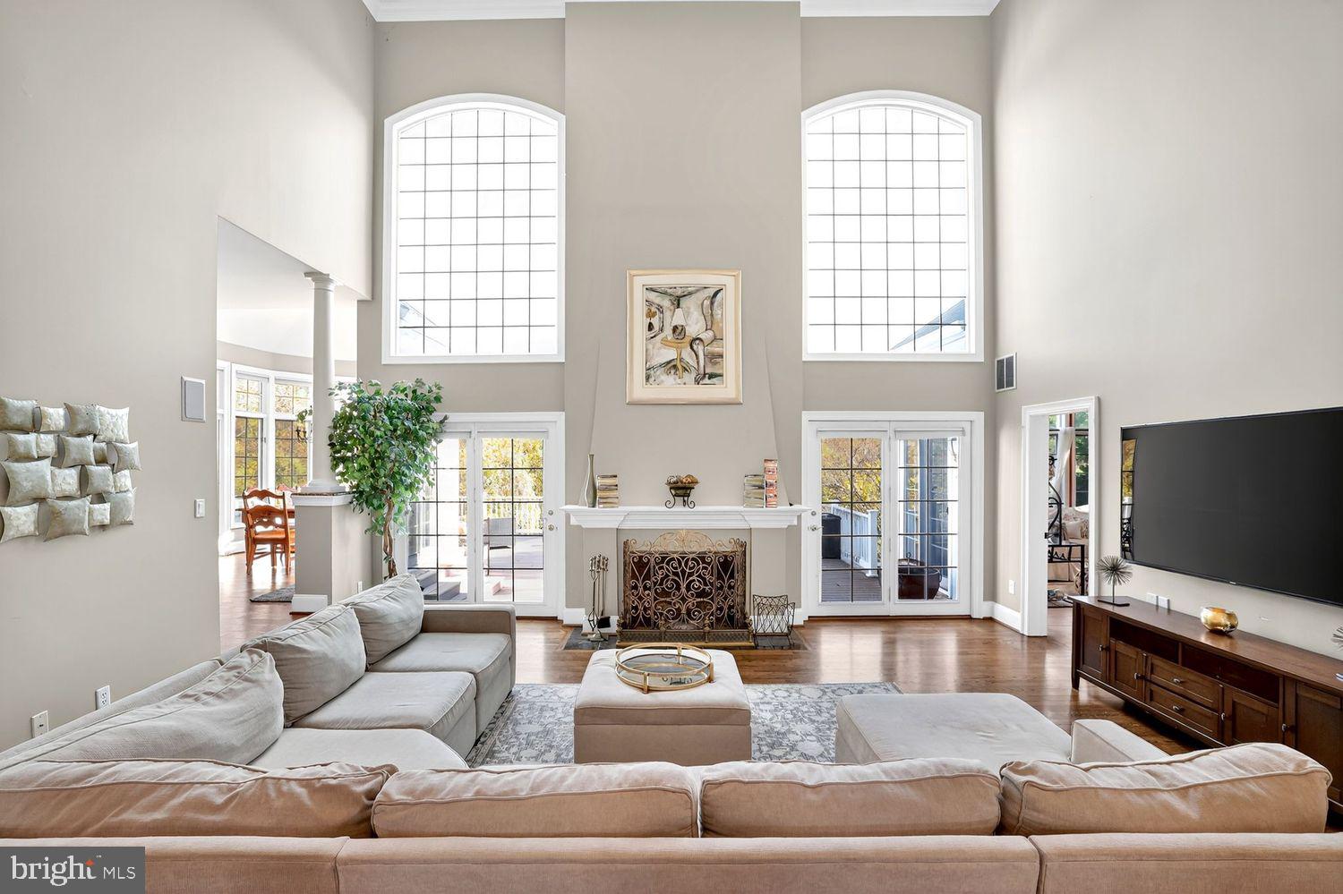 POTOMAC CHASE - Residential