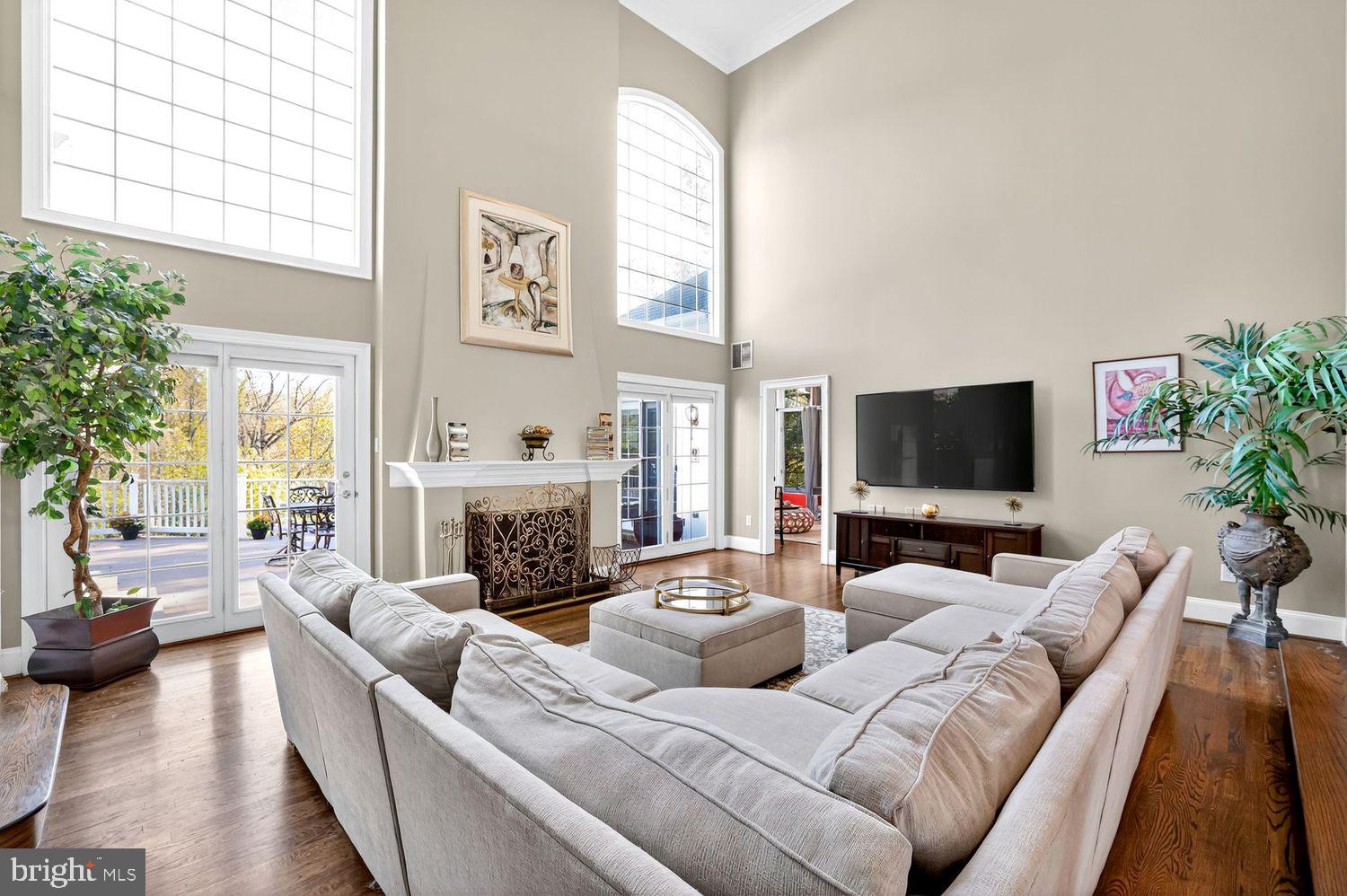 POTOMAC CHASE - Residential