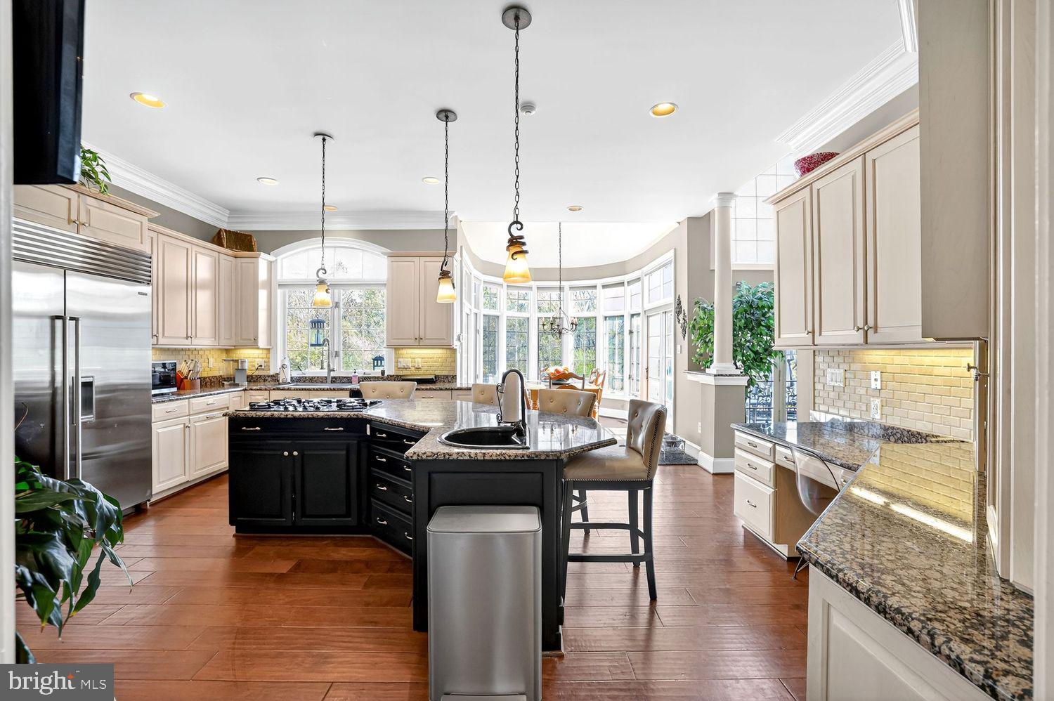 POTOMAC CHASE - Residential