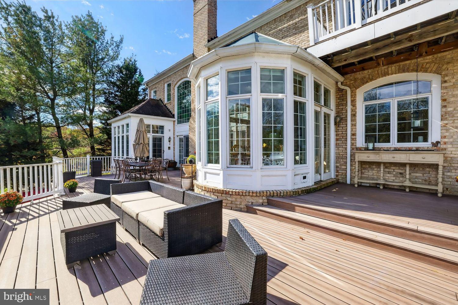 POTOMAC CHASE - Residential