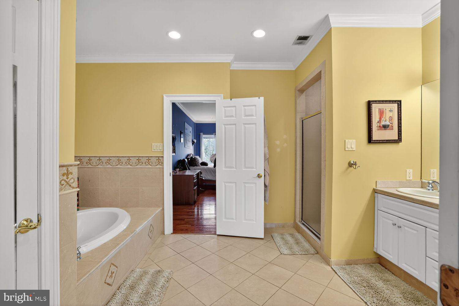 POTOMAC CHASE - Residential