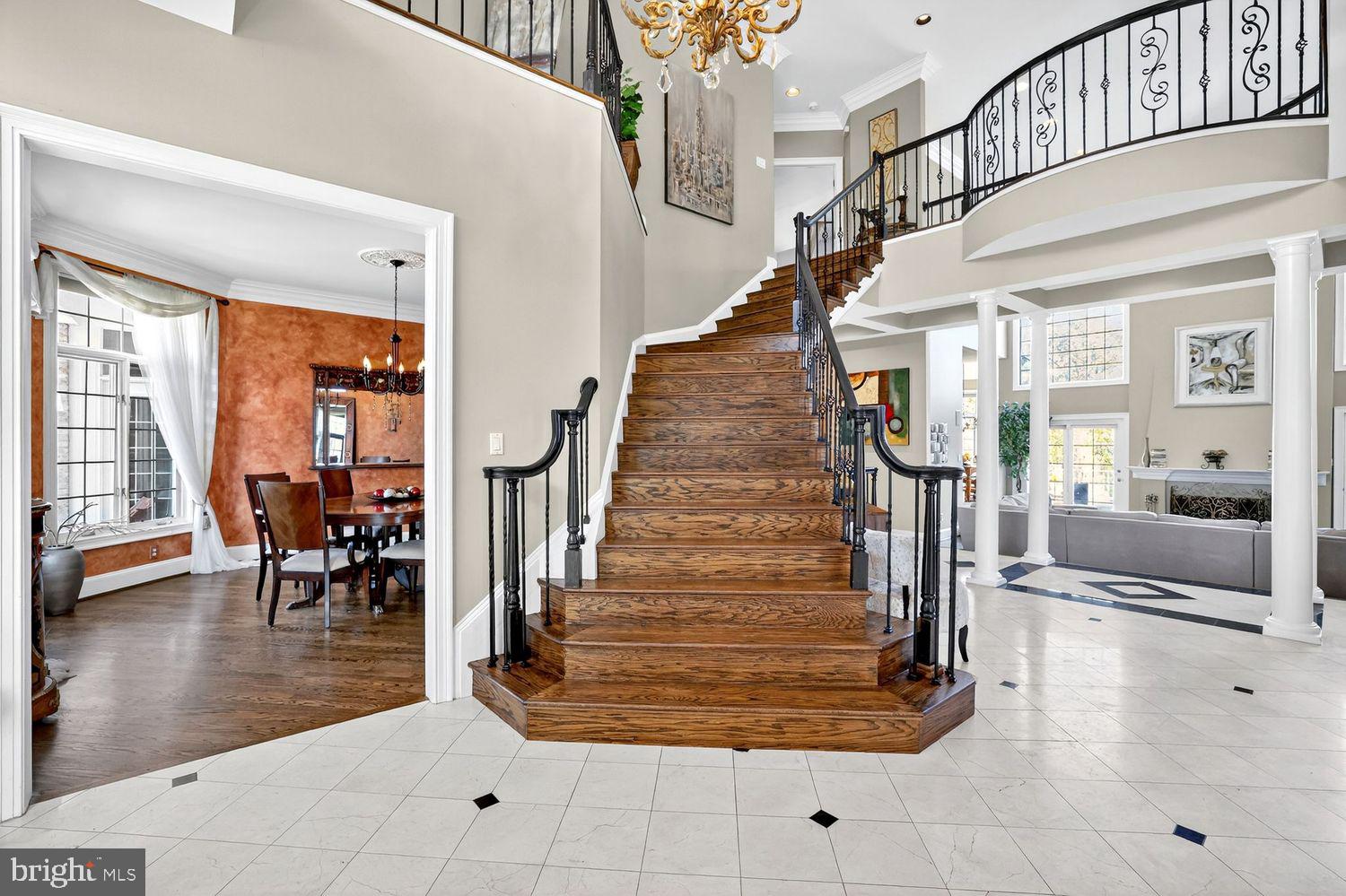 POTOMAC CHASE - Residential