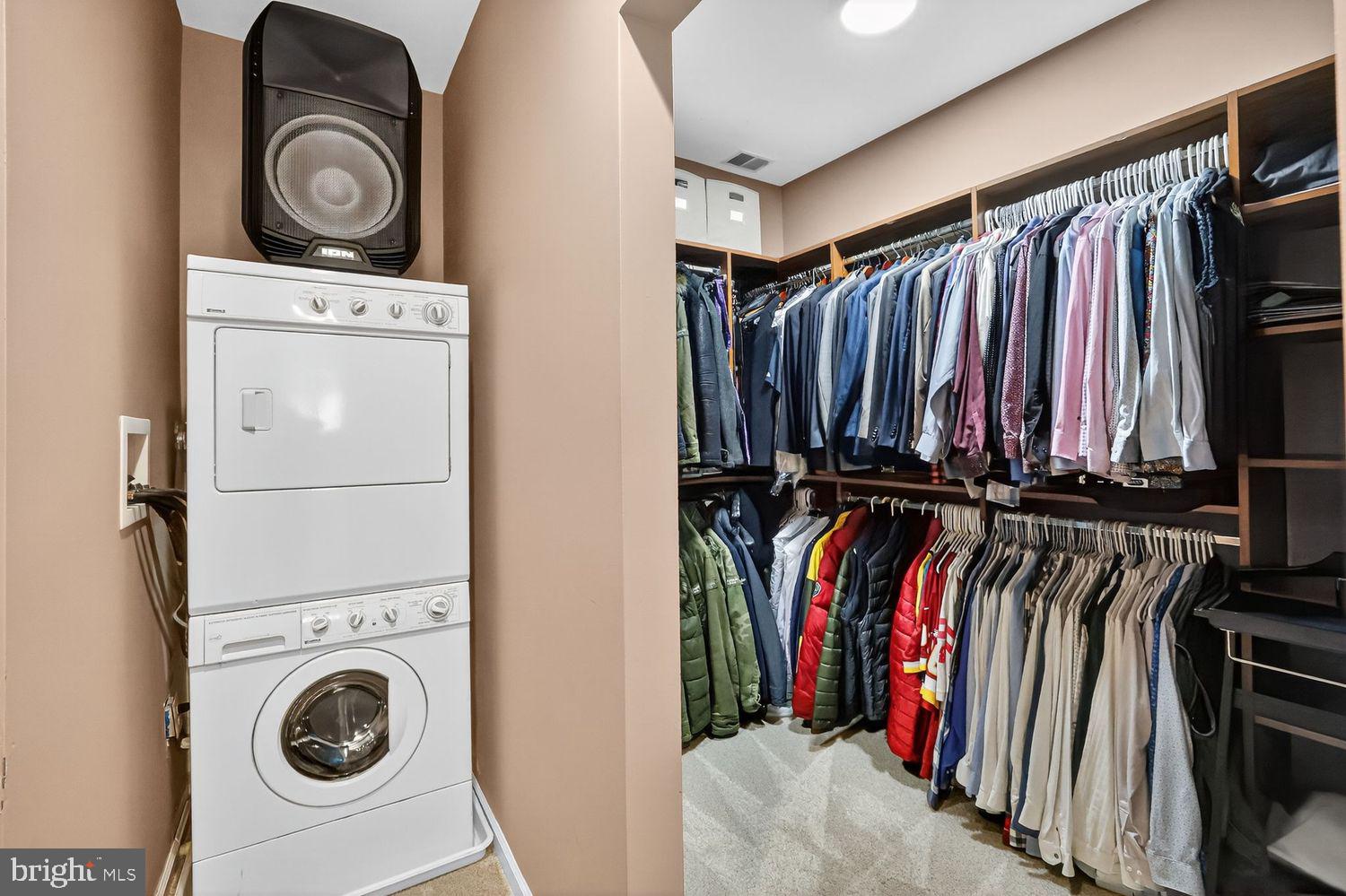 POTOMAC CHASE - Residential