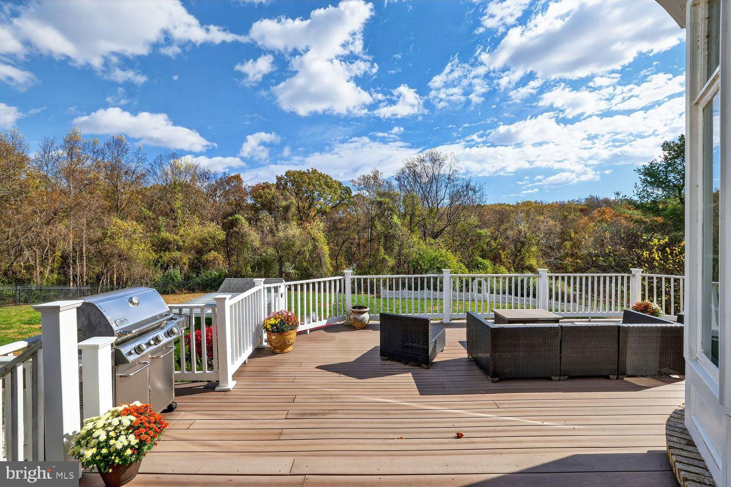 POTOMAC CHASE - Residential