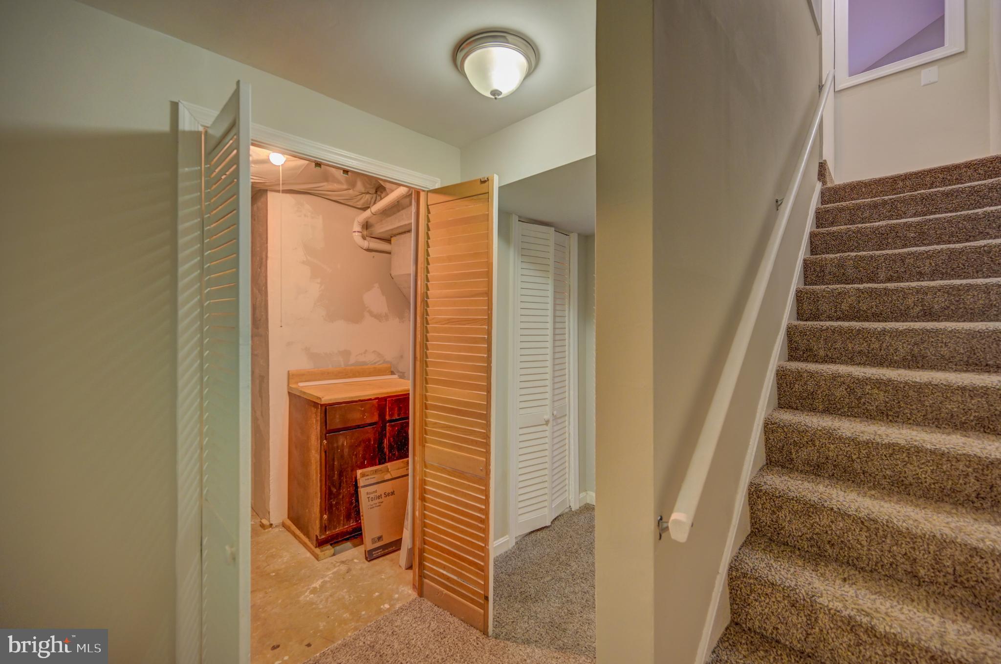 VILLAGE OF LONG REACH - Residential Lease