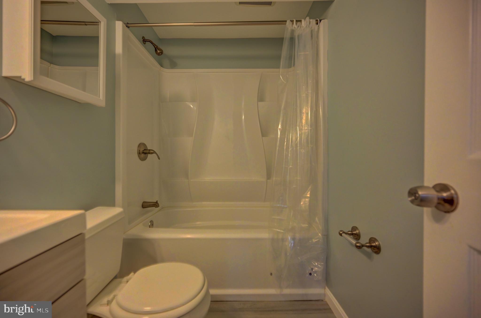 VILLAGE OF LONG REACH - Residential Lease