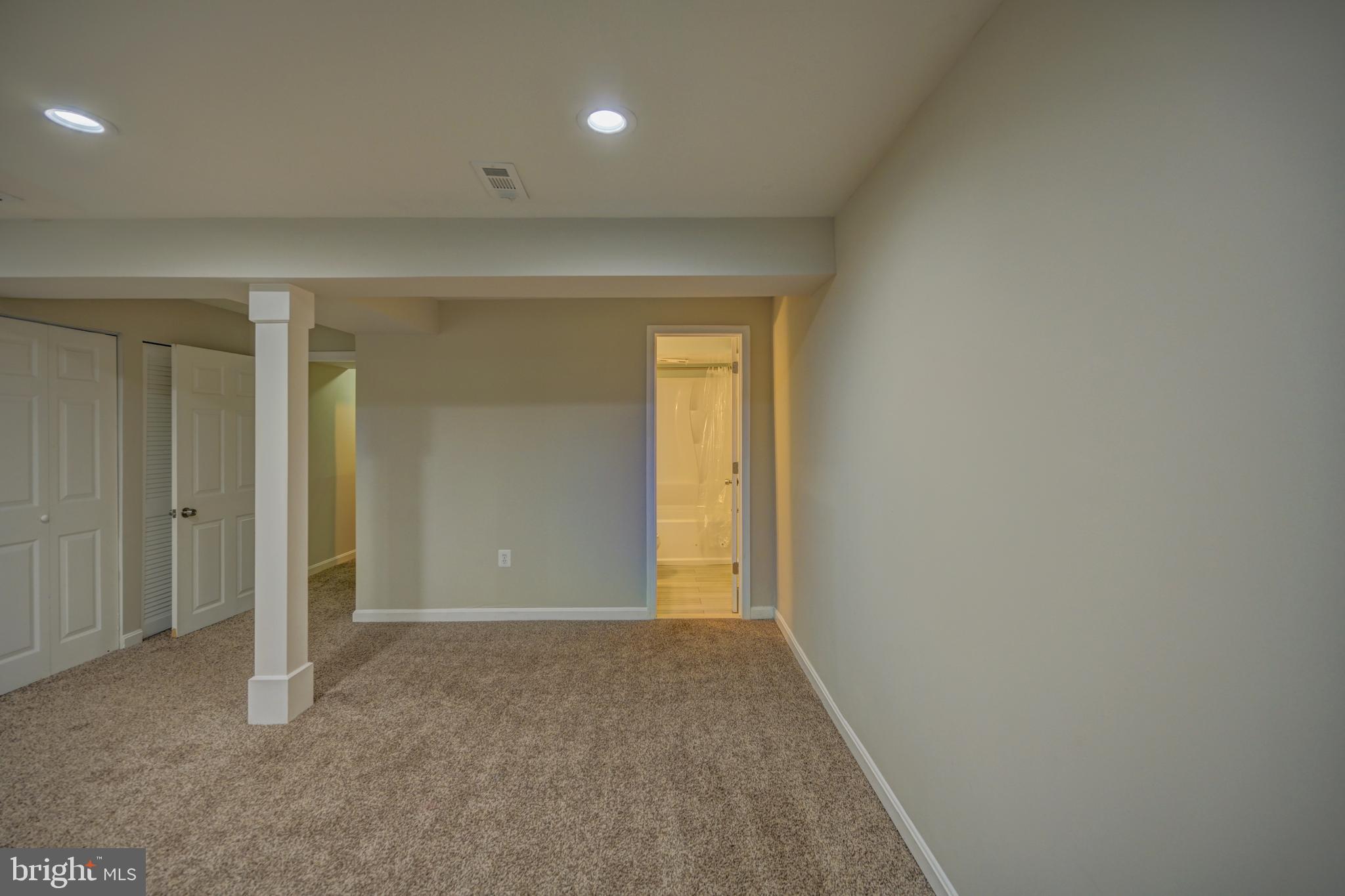 VILLAGE OF LONG REACH - Residential Lease