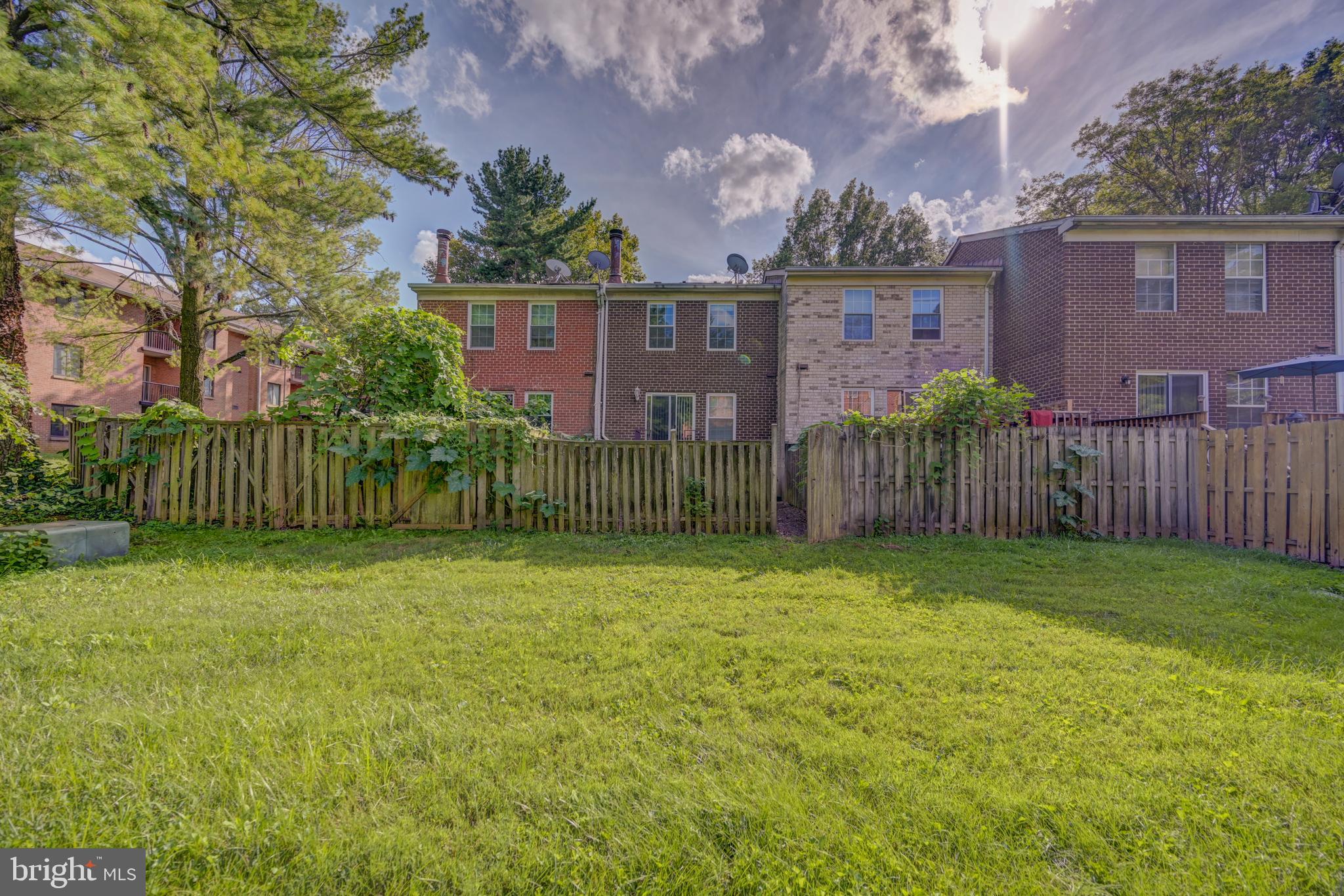 VILLAGE OF LONG REACH - Residential Lease