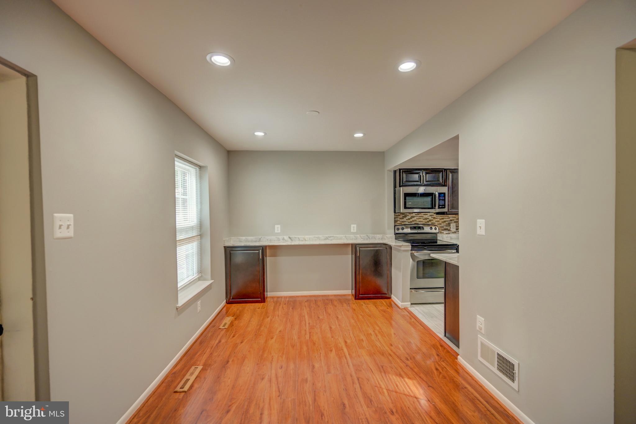 VILLAGE OF LONG REACH - Residential Lease