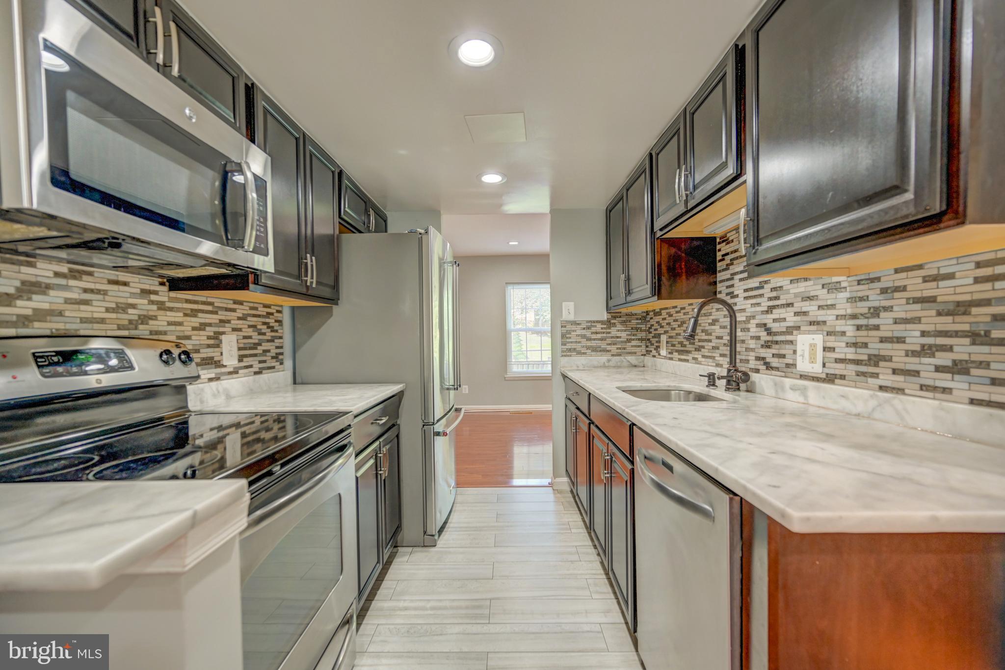 VILLAGE OF LONG REACH - Residential Lease