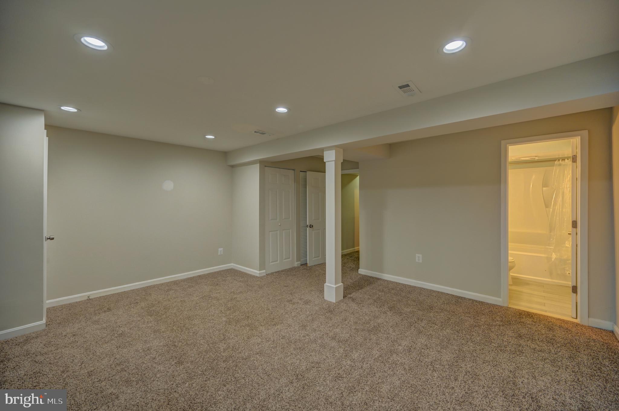 VILLAGE OF LONG REACH - Residential Lease