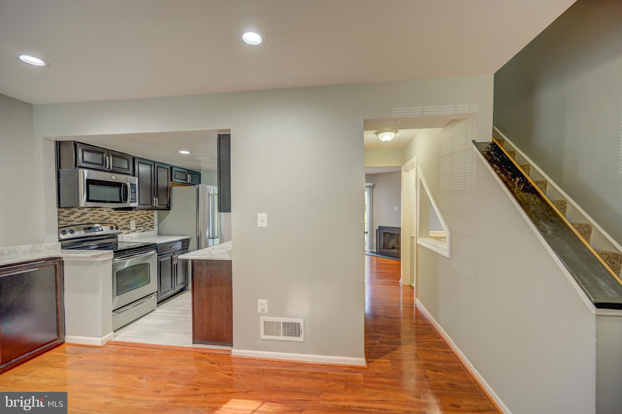 VILLAGE OF LONG REACH - Residential Lease