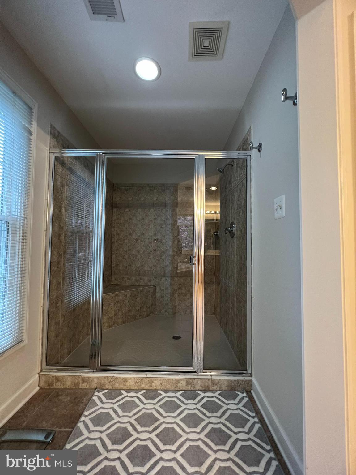 ALTA VISTA - Residential Lease