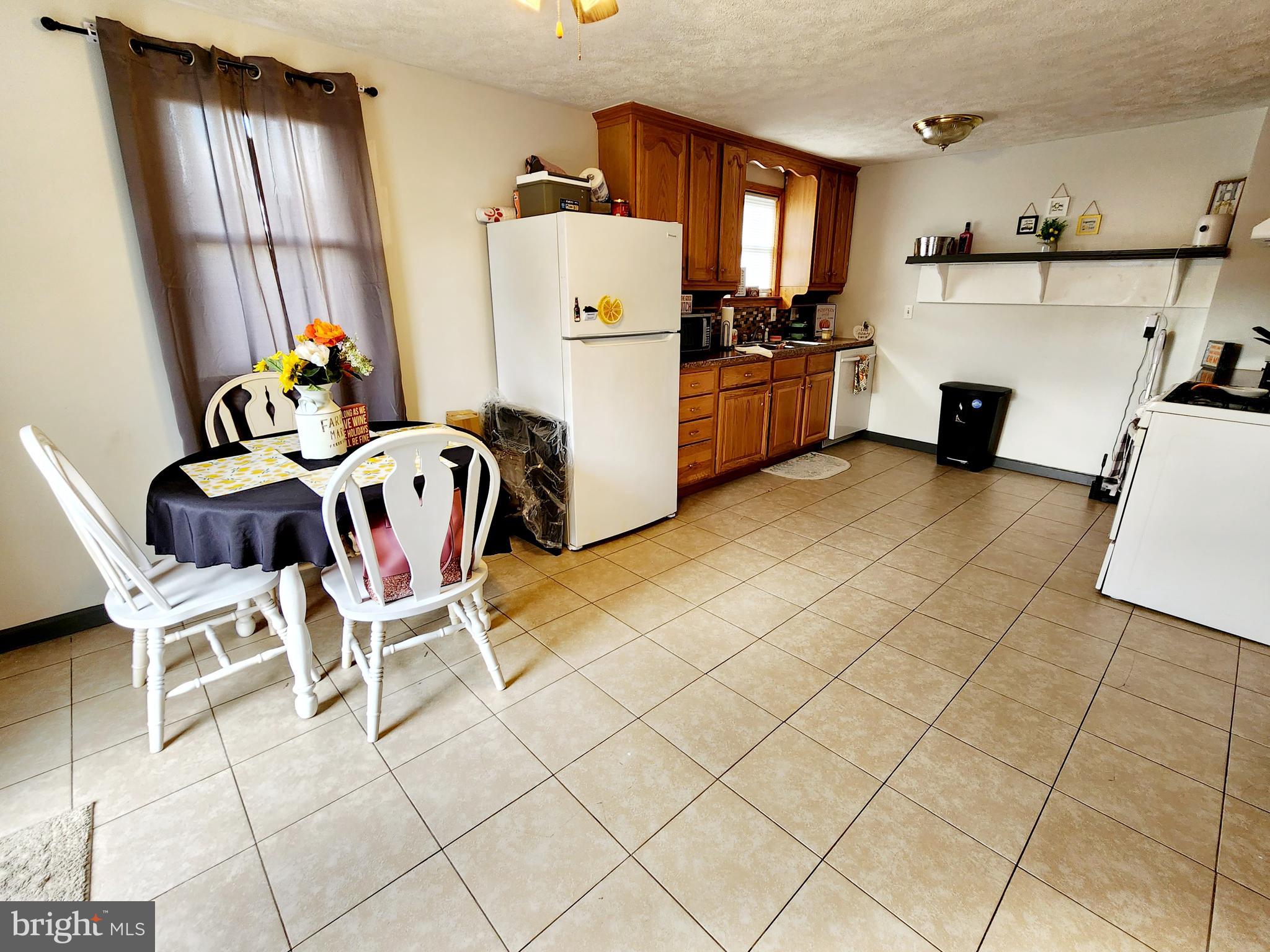 MAPLESIDE - Residential