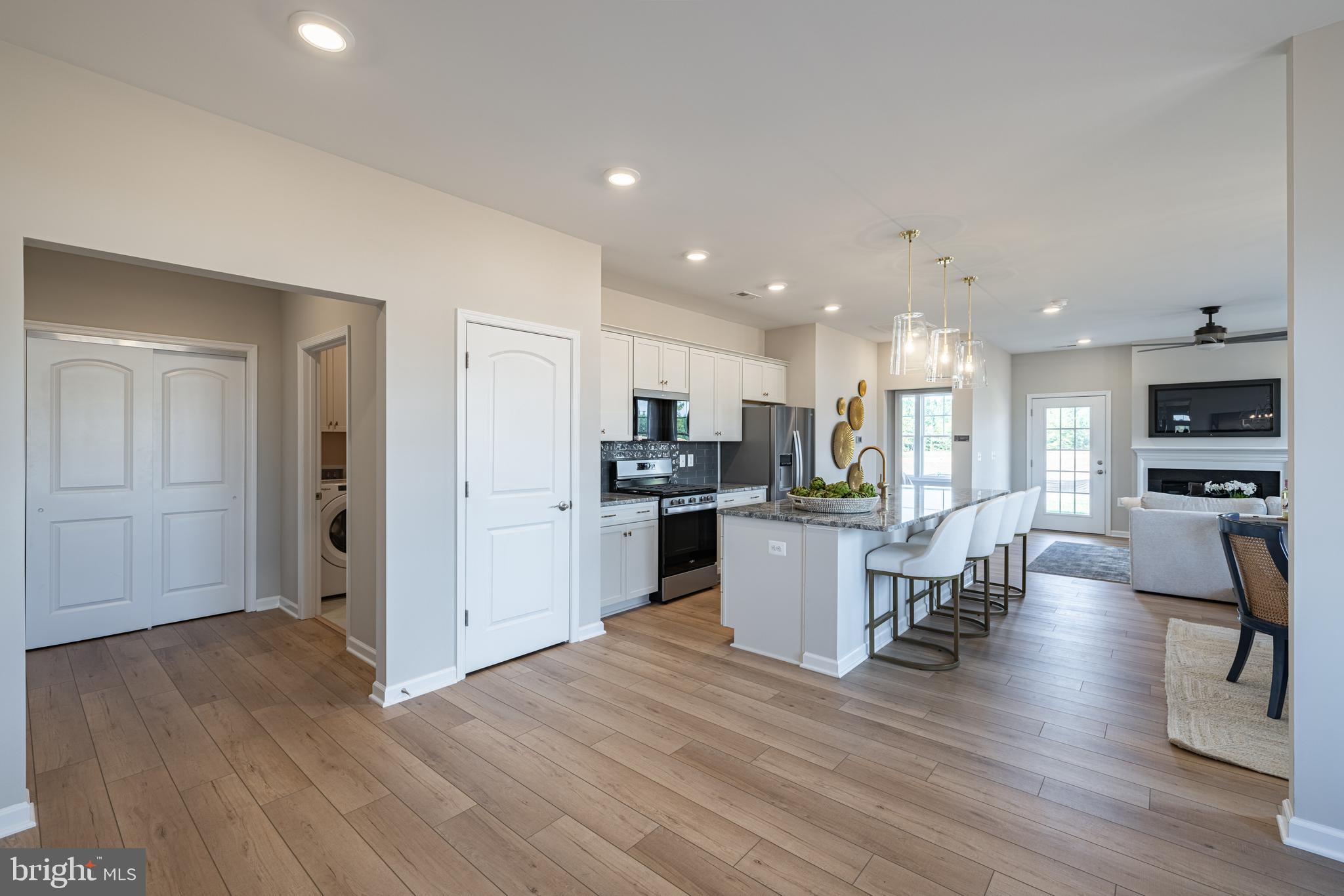 SPRING CREEK - Residential