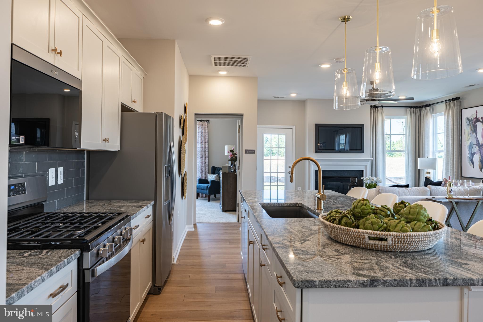 SPRING CREEK - Residential