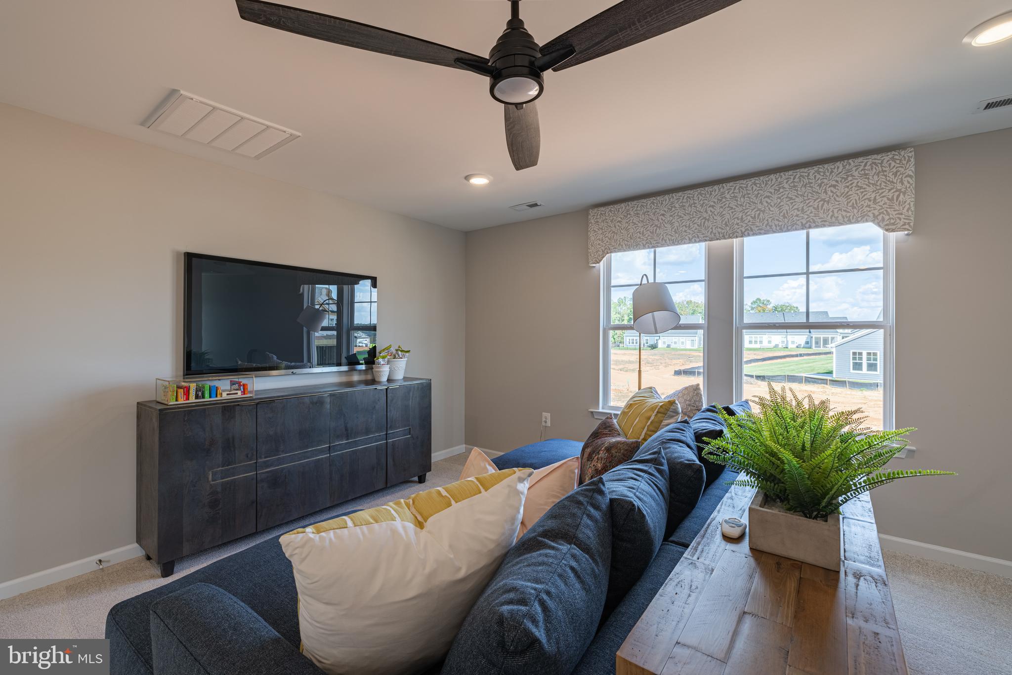 SPRING CREEK - Residential