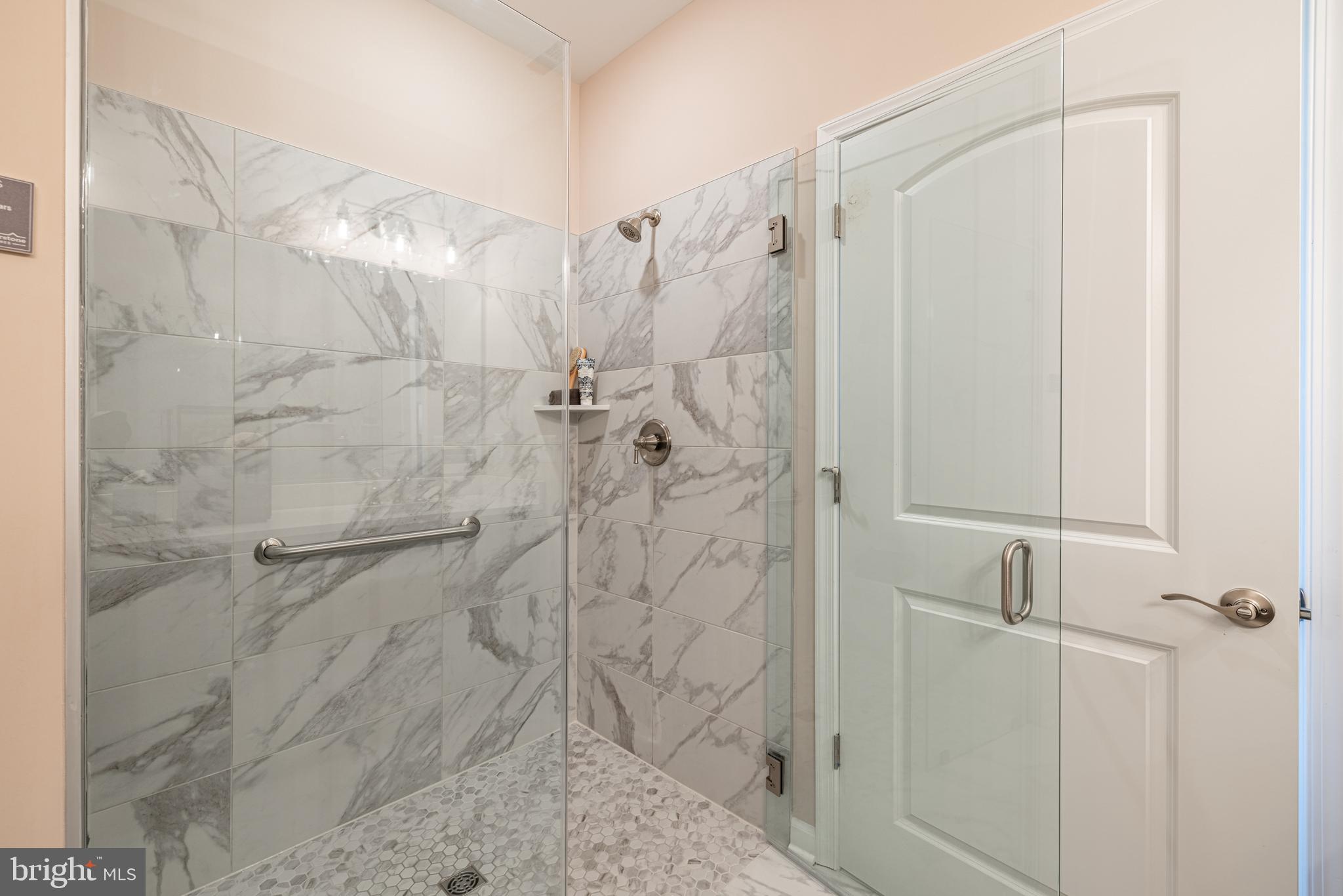 SPRING CREEK - Residential