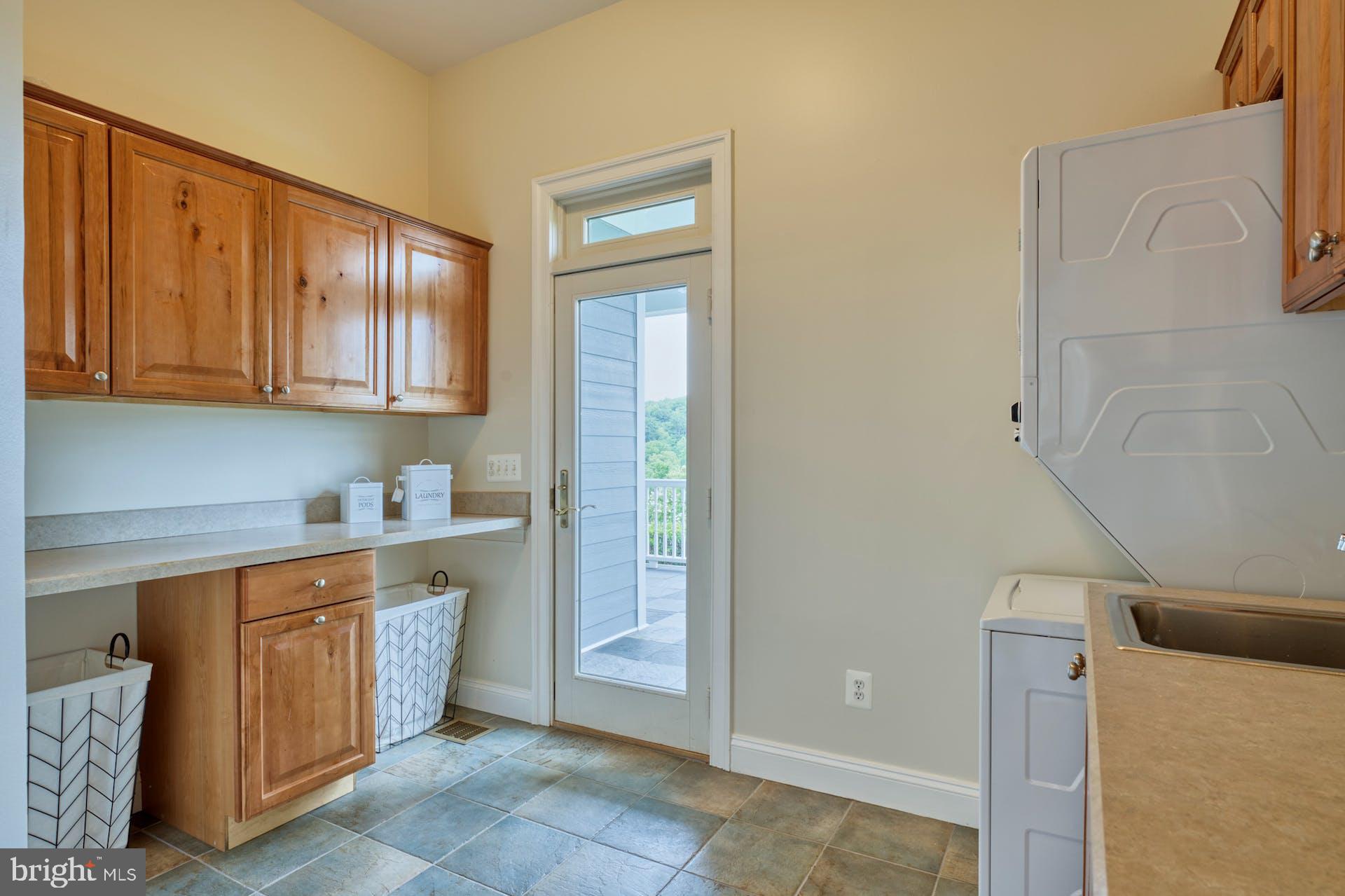 BEACON HILL - Residential