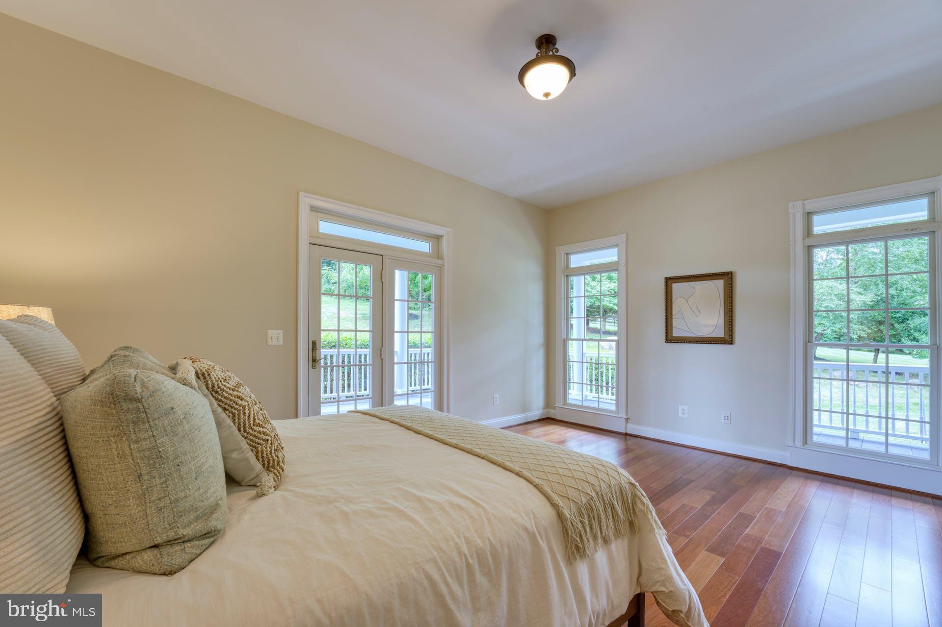 BEACON HILL - Residential