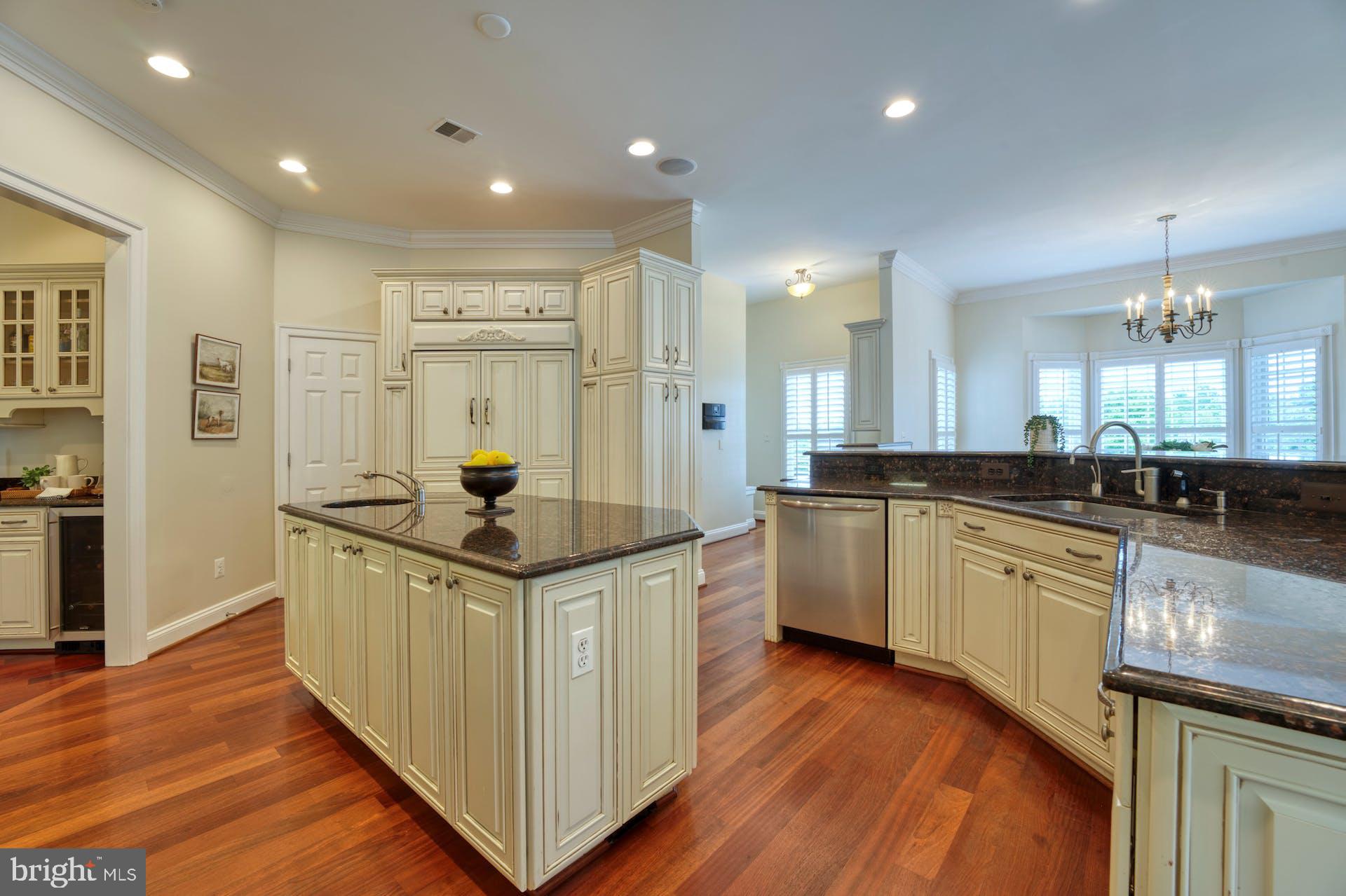 BEACON HILL - Residential