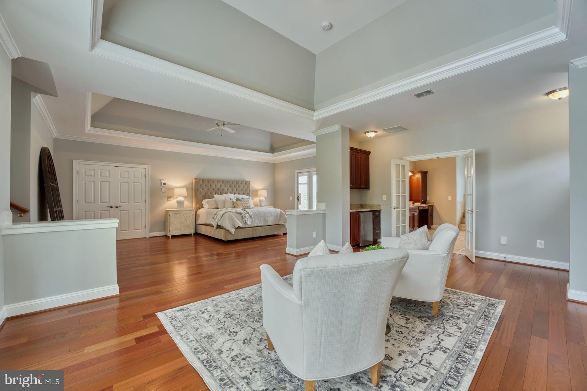 BEACON HILL - Residential