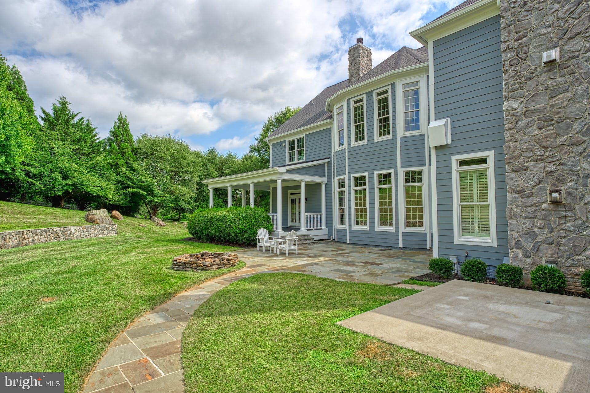 BEACON HILL - Residential