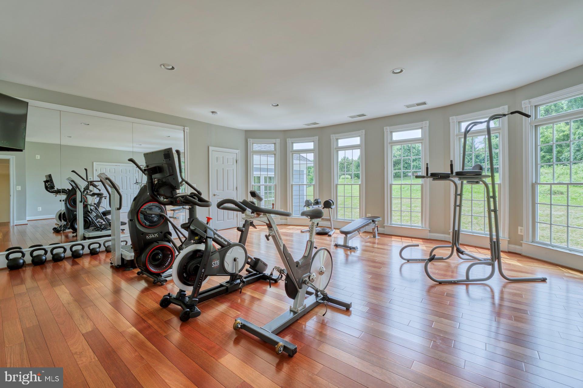 BEACON HILL - Residential