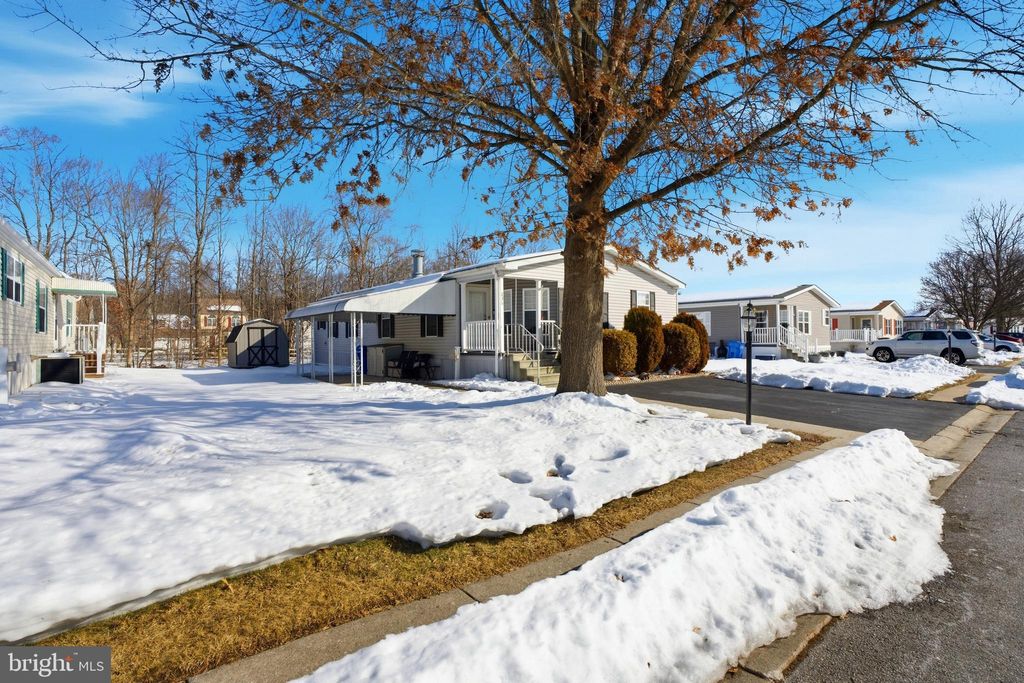 Photo of 236 Horseshoe Drive, GARNET VALLEY, PA 19060 (MLS # PADE2107880)