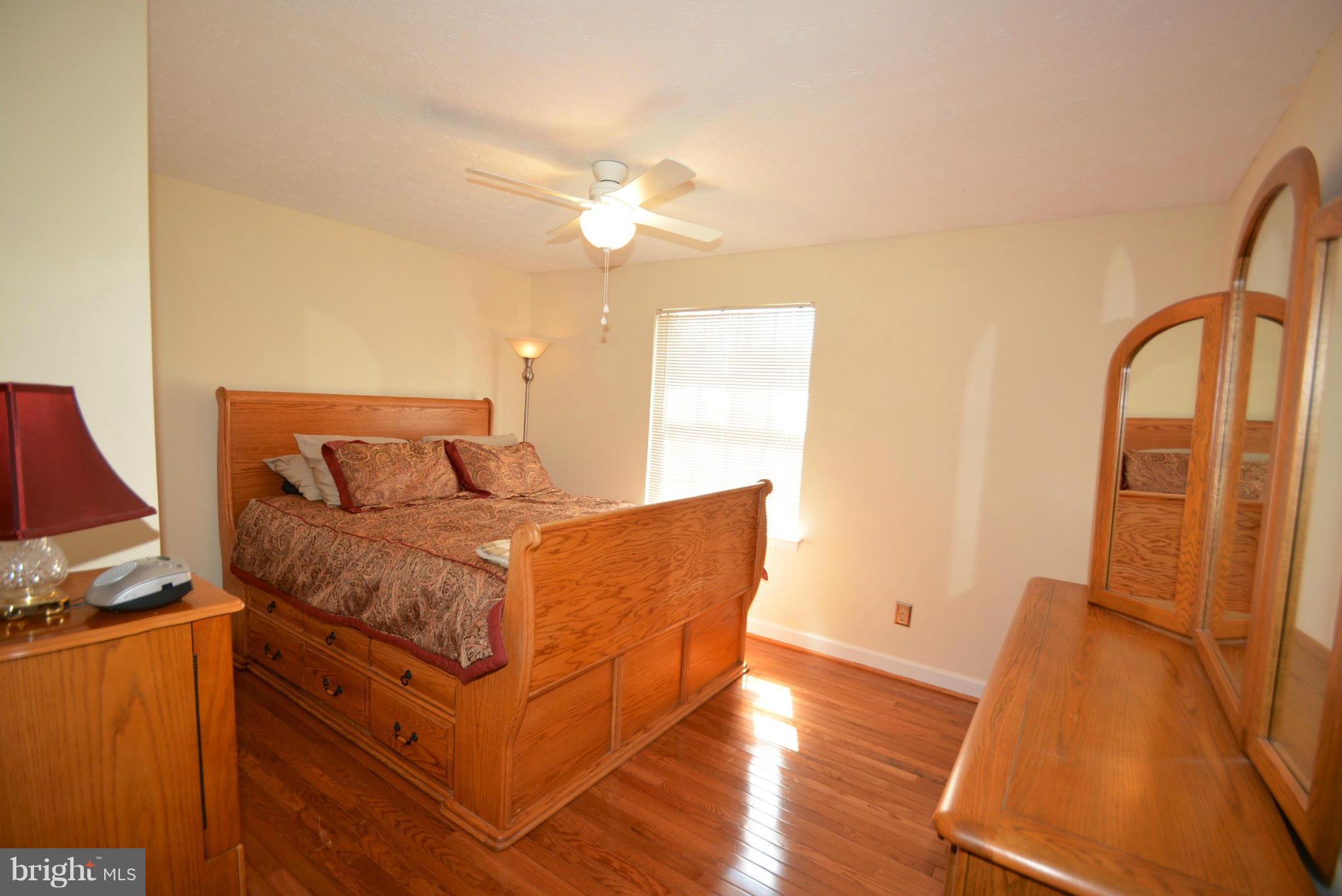 NEW CUT FARMS - Residential