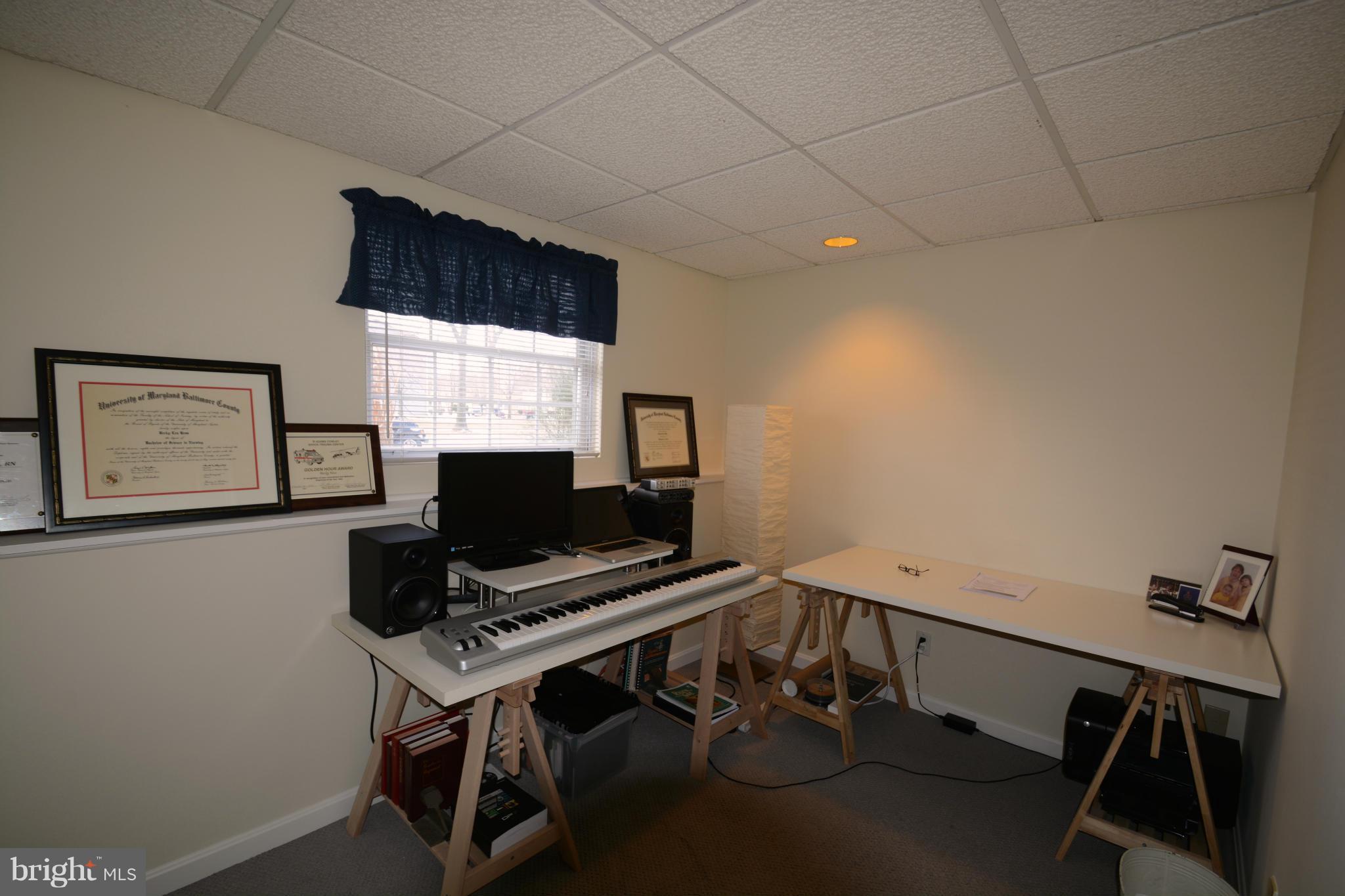 NEW CUT FARMS - Residential