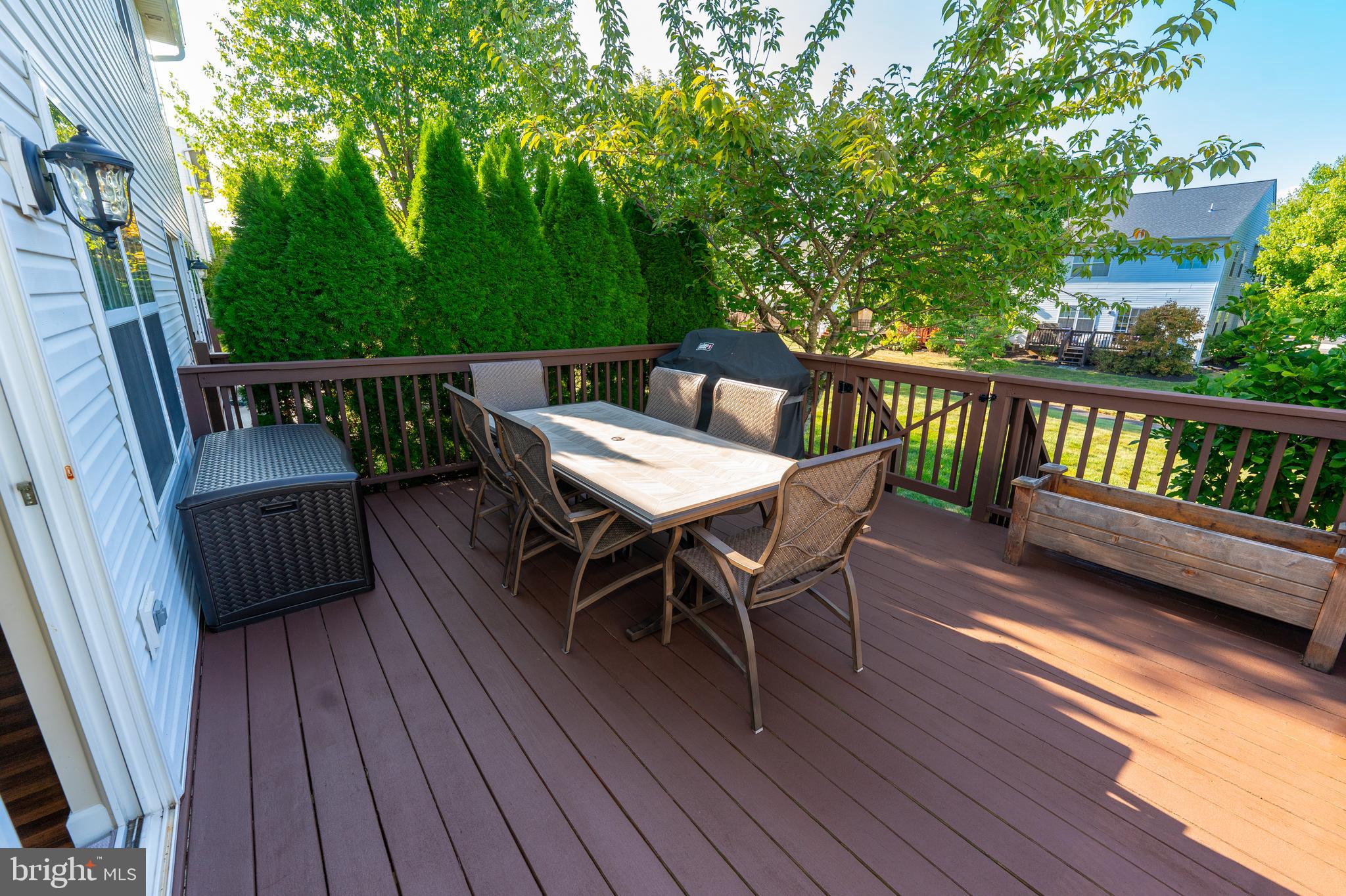 SUMMER LEA - Residential