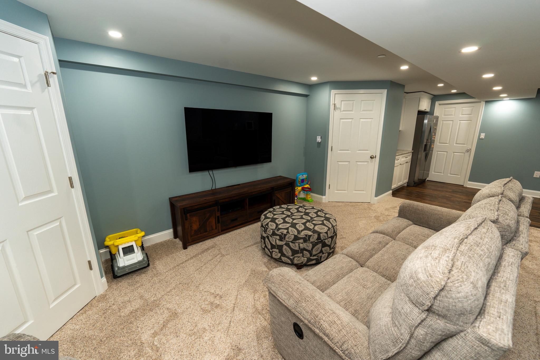 SUMMER LEA - Residential