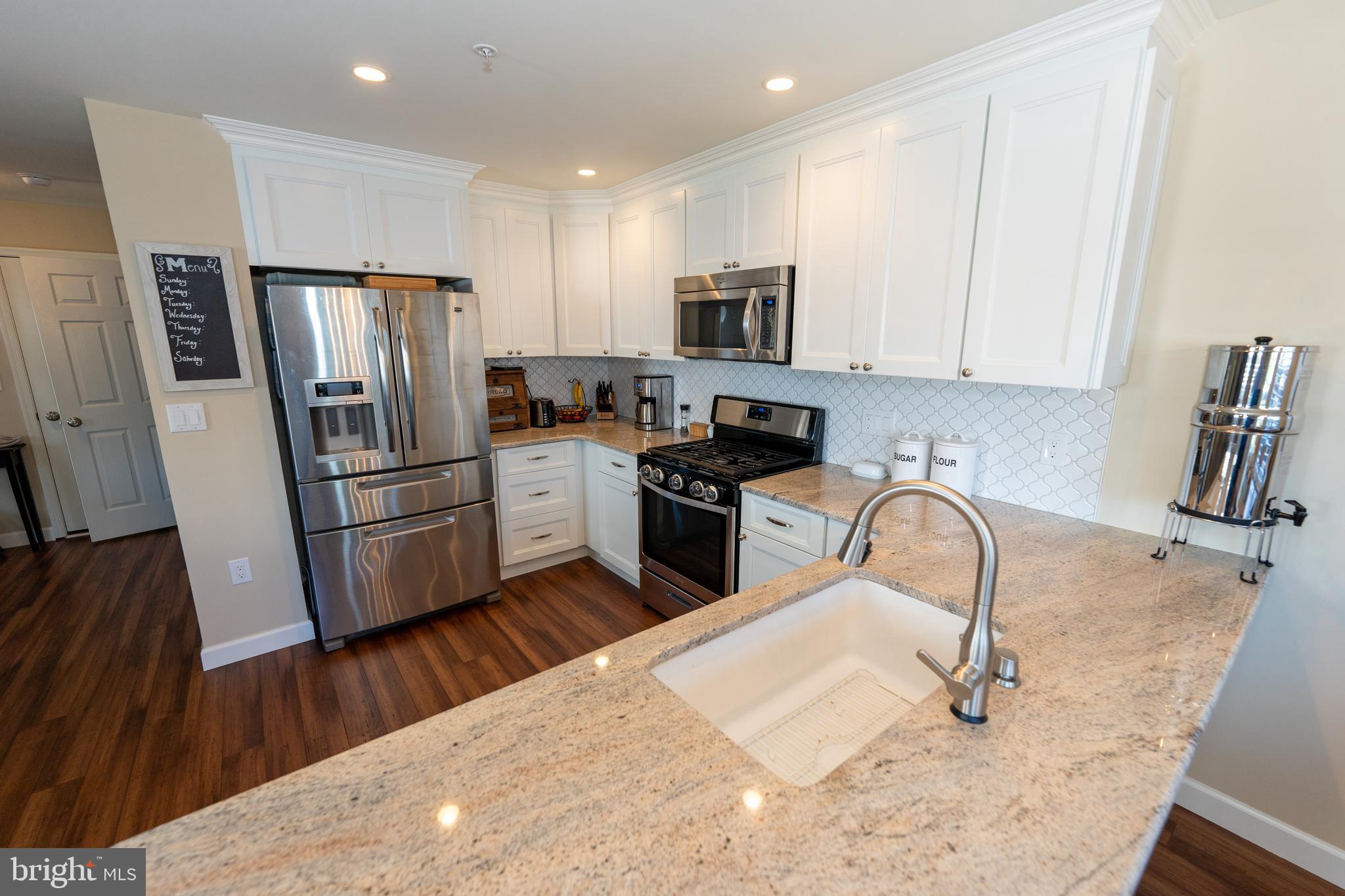 SUMMER LEA - Residential