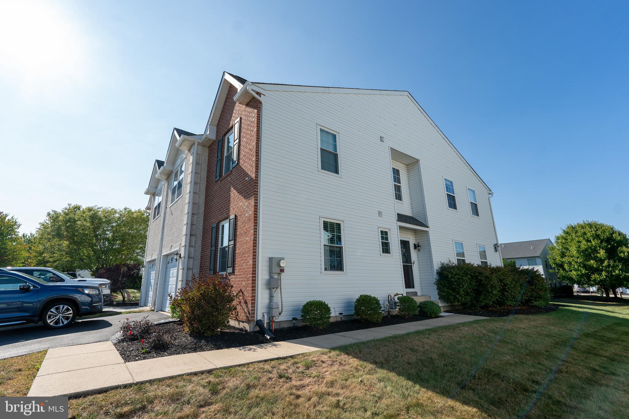 SUMMER LEA - Residential