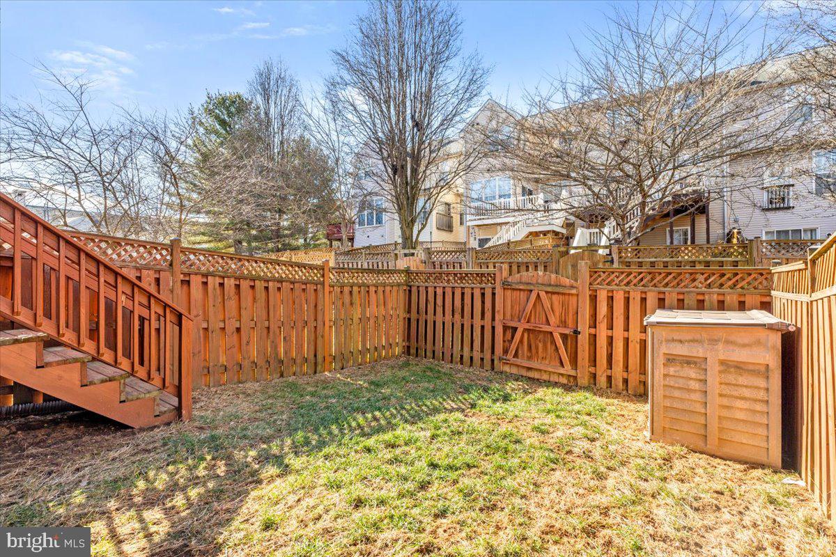 NORTH CROSSING - Residential