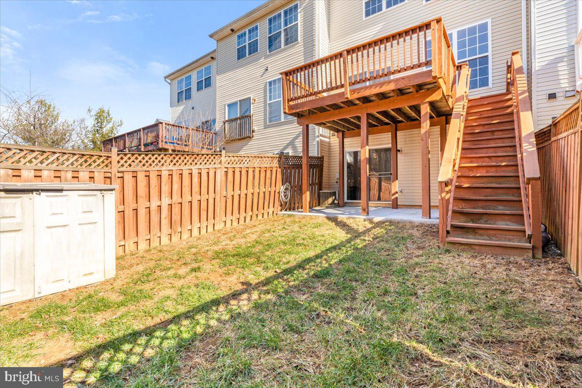 NORTH CROSSING - Residential