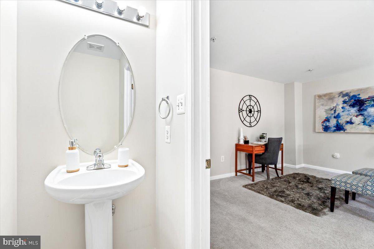 NORTH CROSSING - Residential