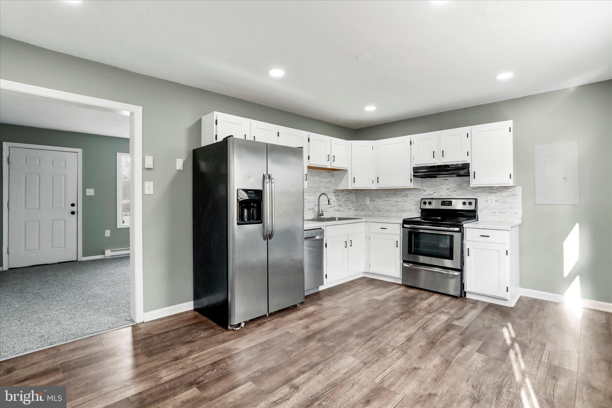 LAKERIDGE - Residential