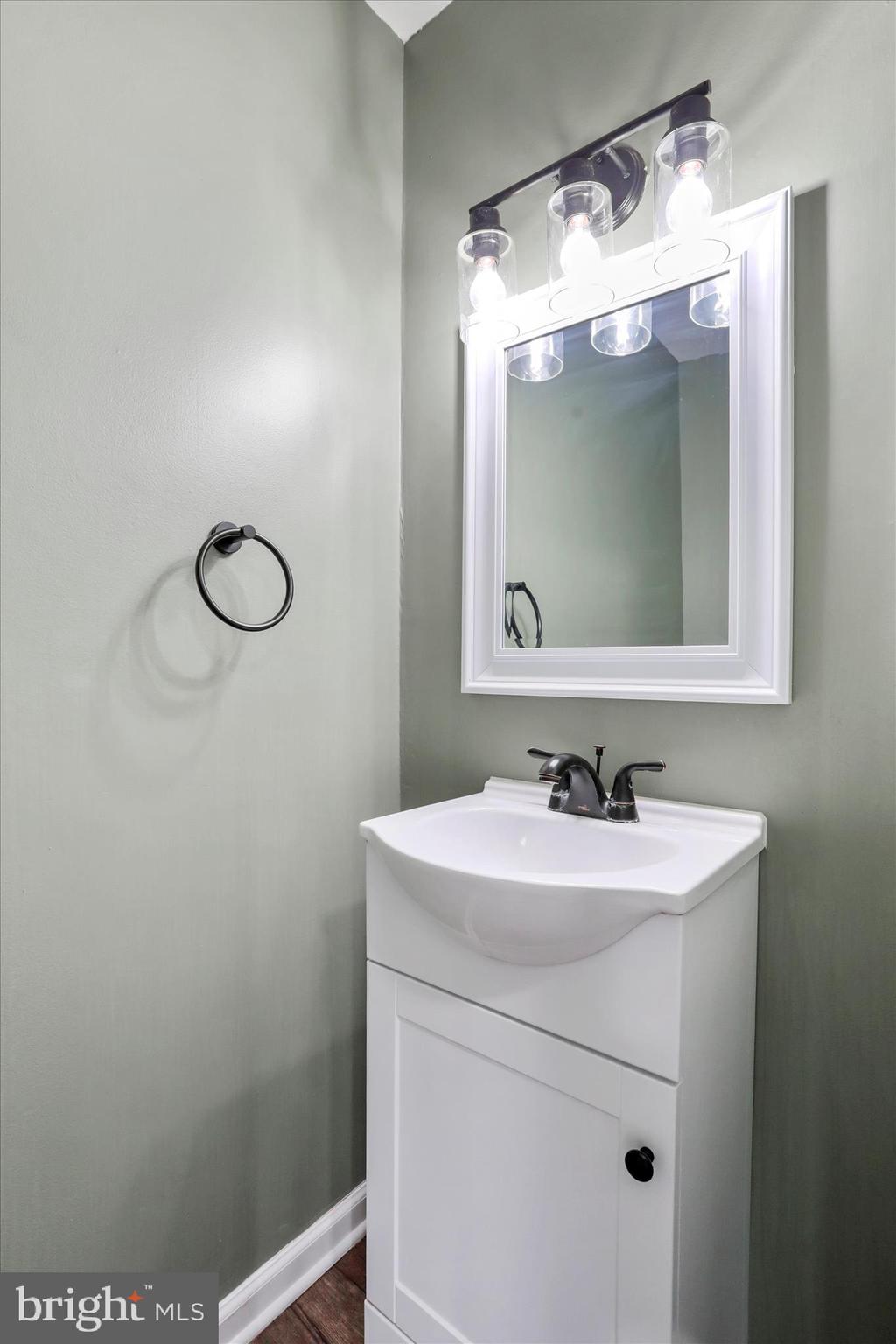 LAKERIDGE - Residential