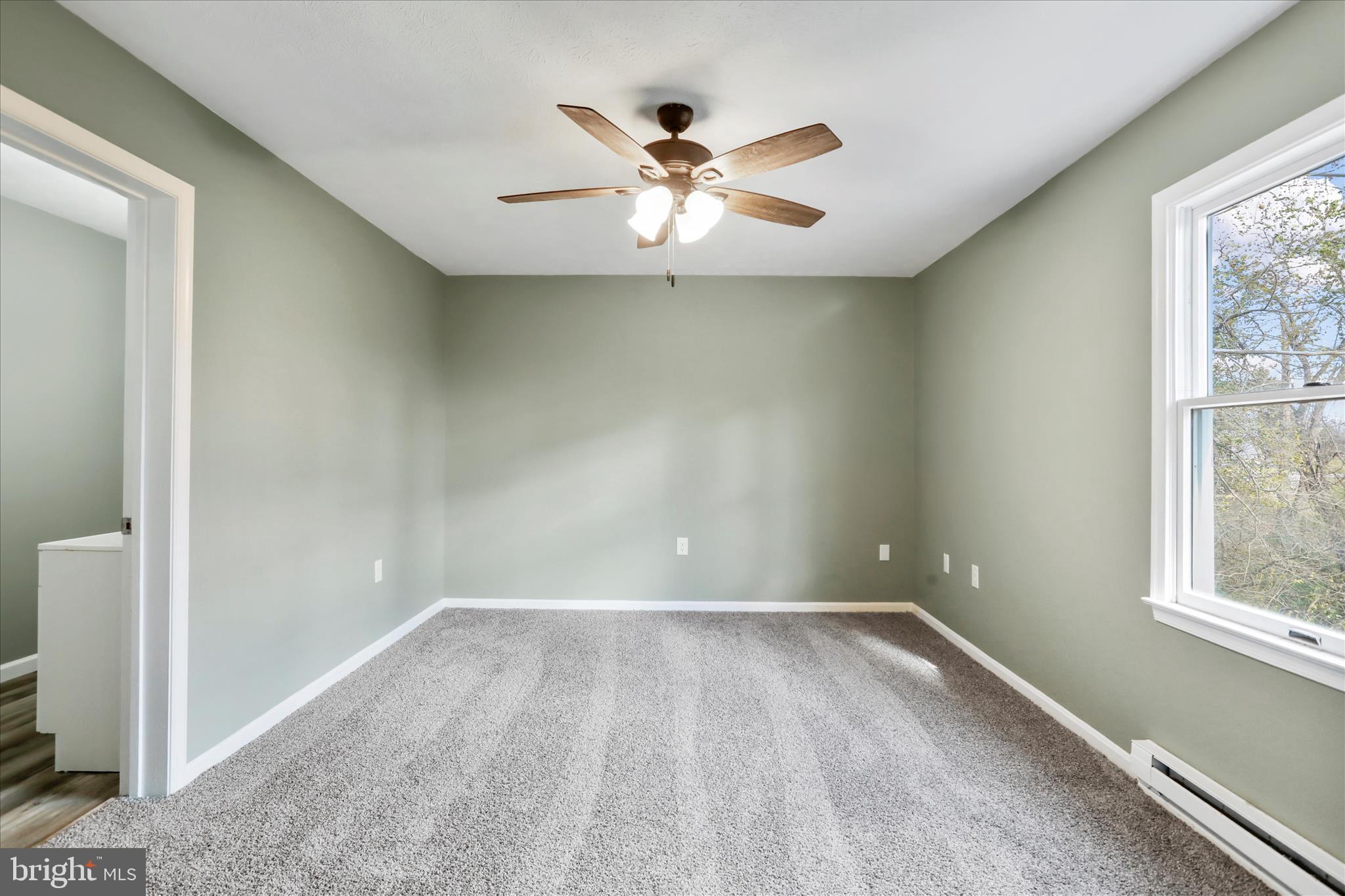 LAKERIDGE - Residential