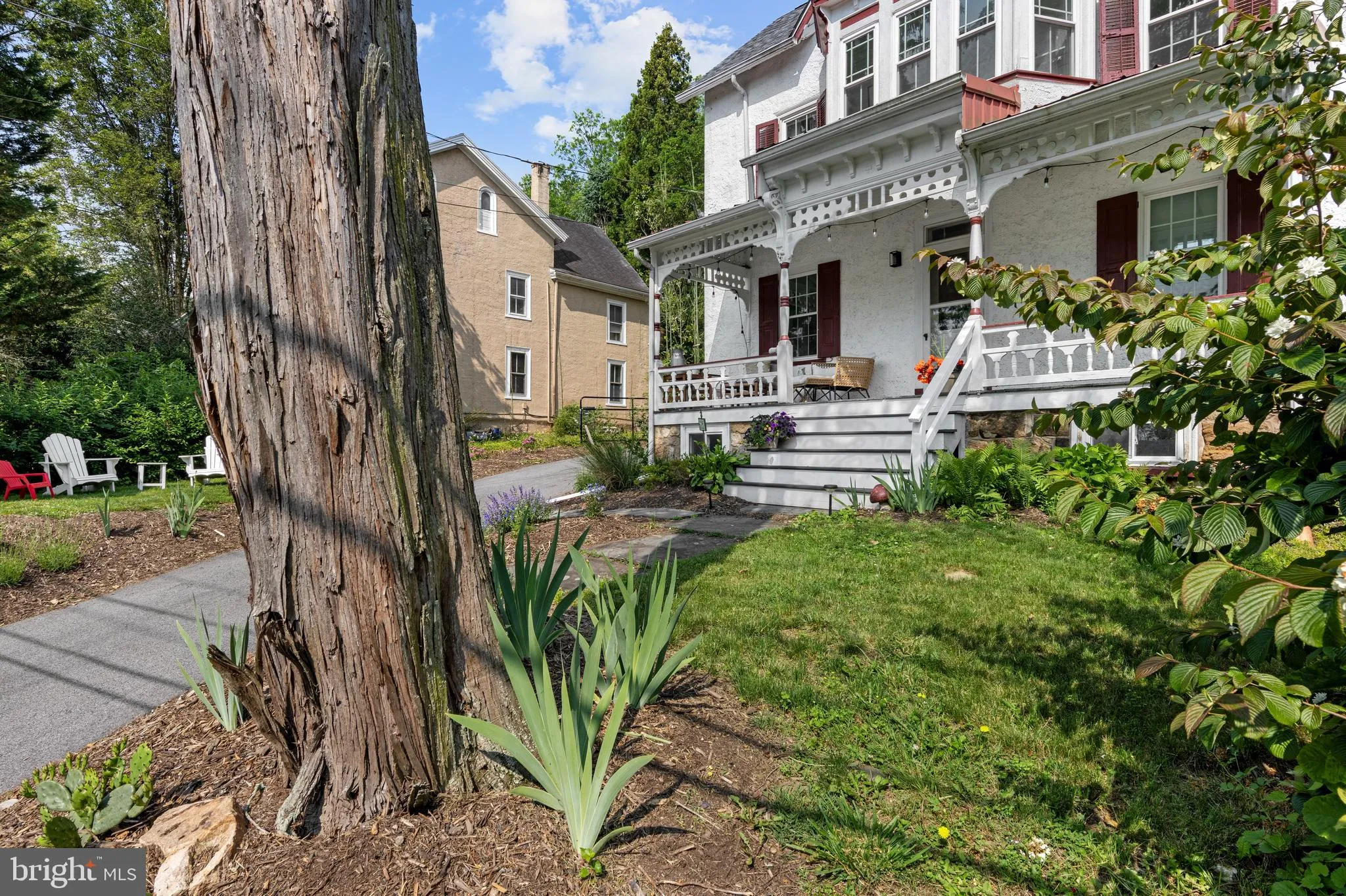 Phoenixville, Pennsylvania 19460, United States, 5 Bedrooms Bedrooms, ,2 BathroomsBathrooms,Residential,Contingent,141959