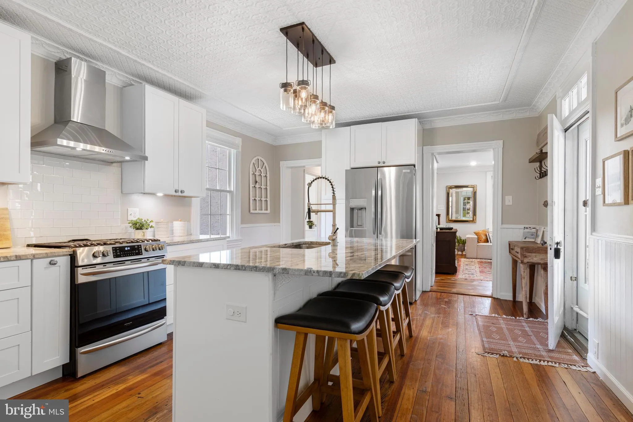 Phoenixville, Pennsylvania 19460, United States, 5 Bedrooms Bedrooms, ,2 BathroomsBathrooms,Residential,Contingent,141959