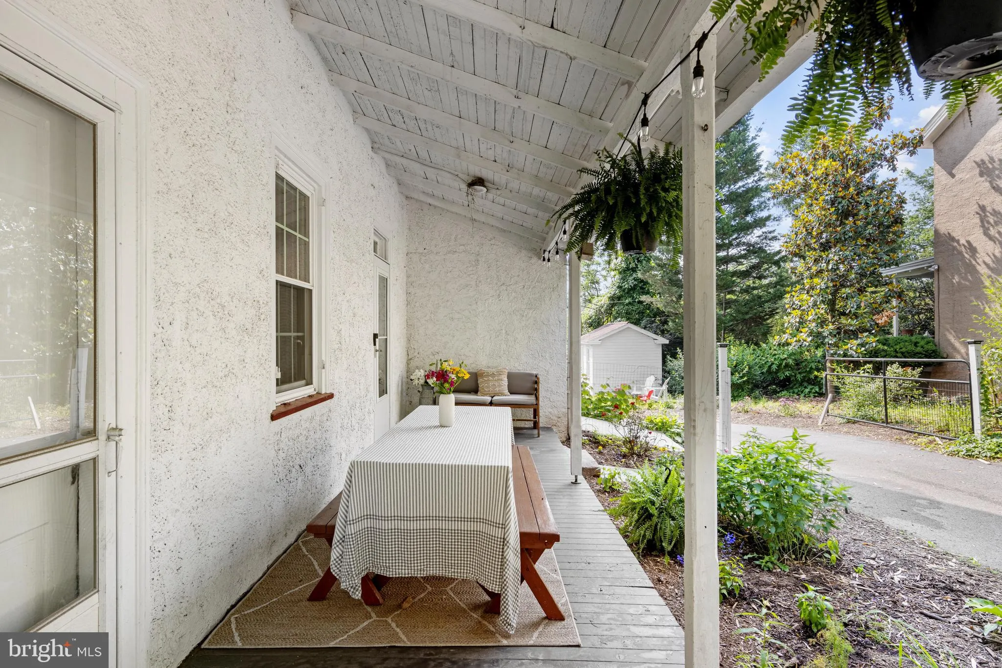 Phoenixville, Pennsylvania 19460, United States, 5 Bedrooms Bedrooms, ,2 BathroomsBathrooms,Residential,Contingent,141959